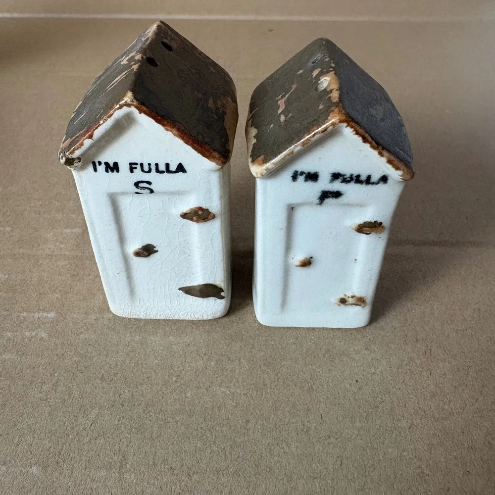 Vintage Ceramic Salt and Pepper Shaker Set Outhouses